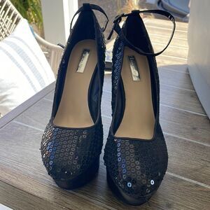 H by Halston Platform Wedge Sandals Size 10 B
Black Sequin Satin Covered shoes